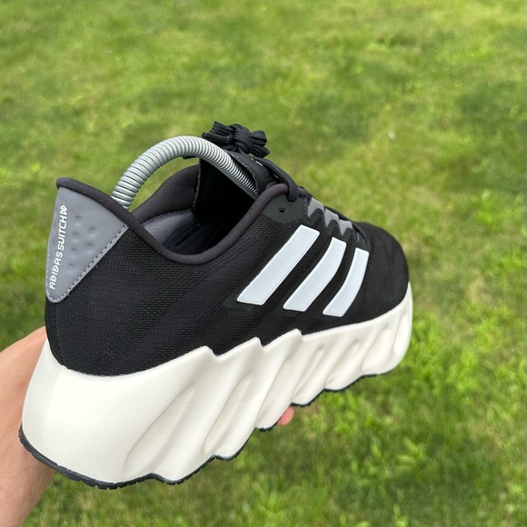 Brand new Adidas Switch FWD Core Black Men's running shoes - Picture 6 of 7